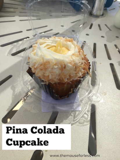 Pina Colada Cupcake at Beaches Pool Bar at the Grand Floridian Resort #DisneyDining #GrandFloridian