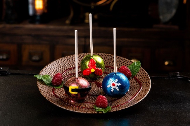 Jock Lindsey's Holiday Bar