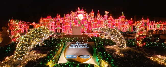 disneyland small world holidays