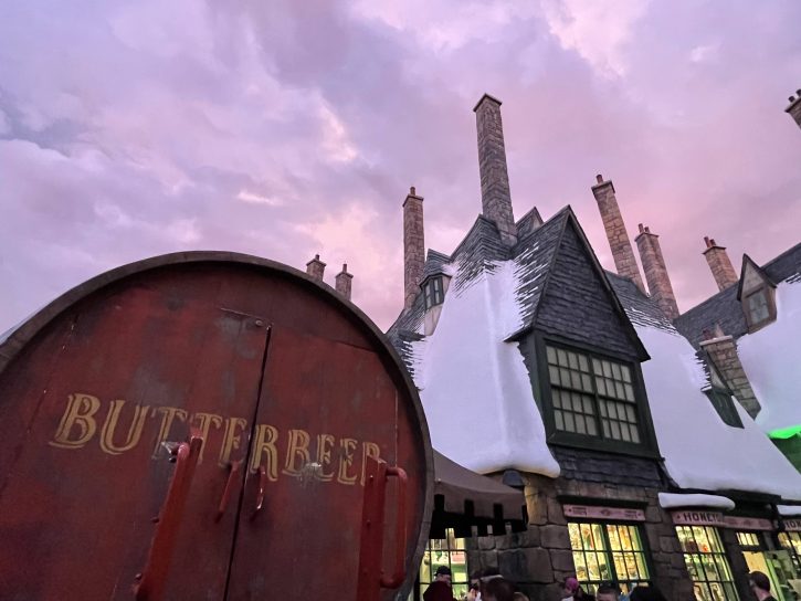 Dining at Universal’s Islands of Adventure Butterbeer