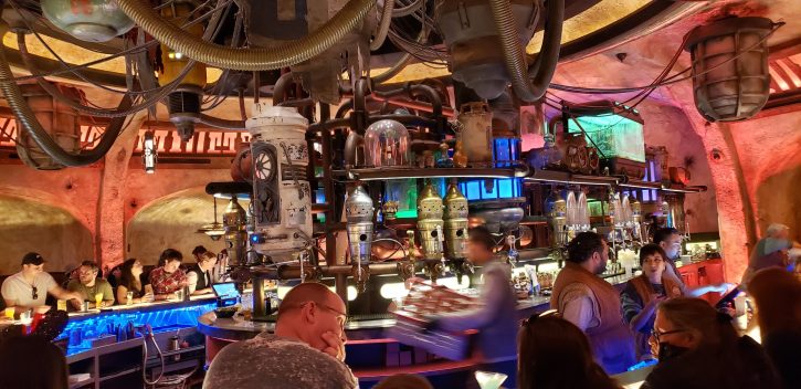 Star Wars: Galaxy's Edge - Oga's Cantina