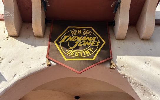 Den of Destiny Bar