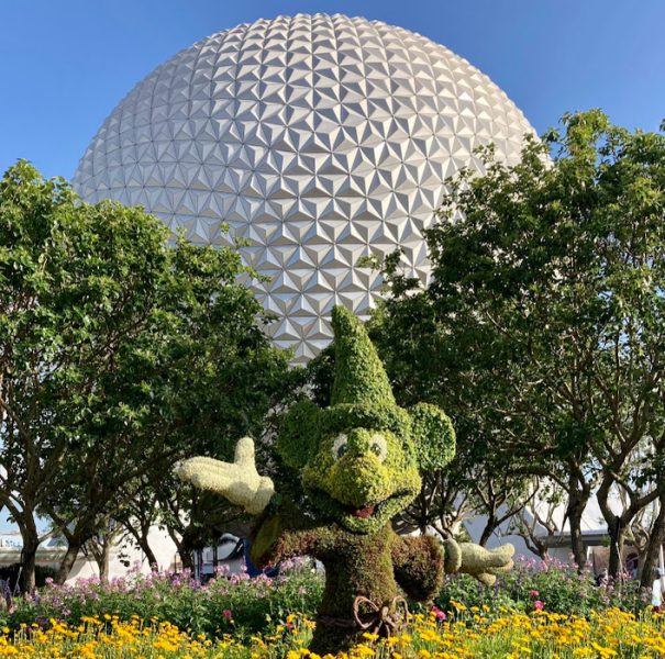 Relax in Spaceship Earth in Epcot