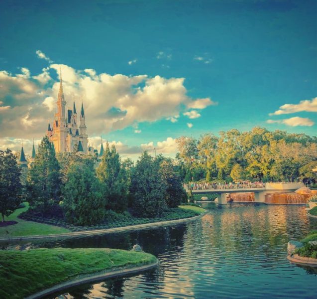  Castle and Walt Disney World weather
