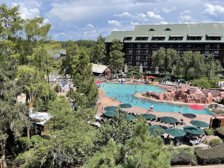 Pool Wilderness Lodge