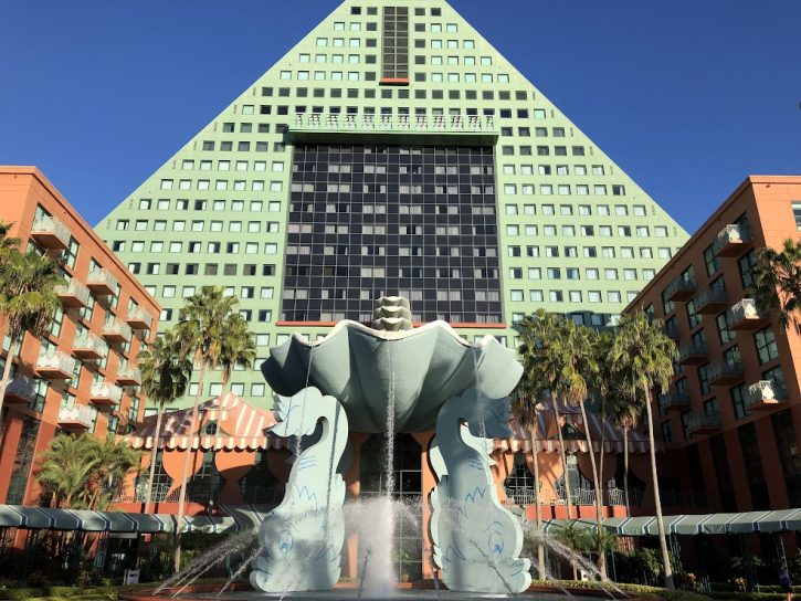 Dolphin Hotel