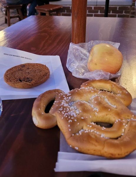 Mickey Pretzel