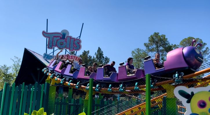 Universal Orlando Trollls