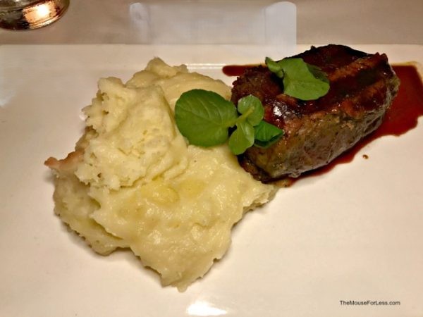 Yachtsman Steakhouse