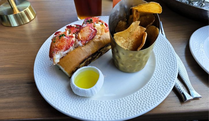 Captain Fernando;s Half-Pound Lobster Roll