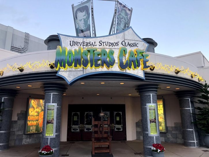 Monsters Cafe