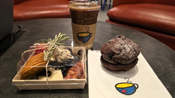 The Sketch Pad Cafe cheese & fruit box and whoopie pie