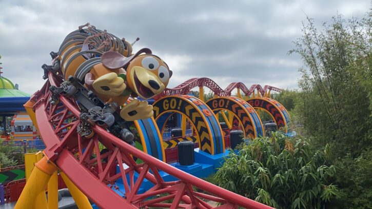 Rope Drop Slinky Dog Dash