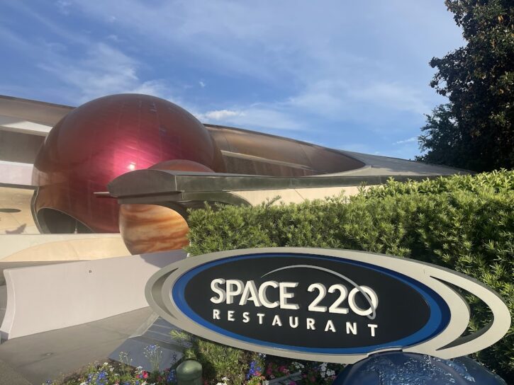 Best Disney World Restaurants for Special Occasions – Space 220